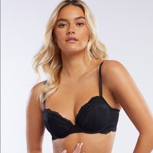 Savage X Fenty Fishnet and Lace Demi Cup Bra